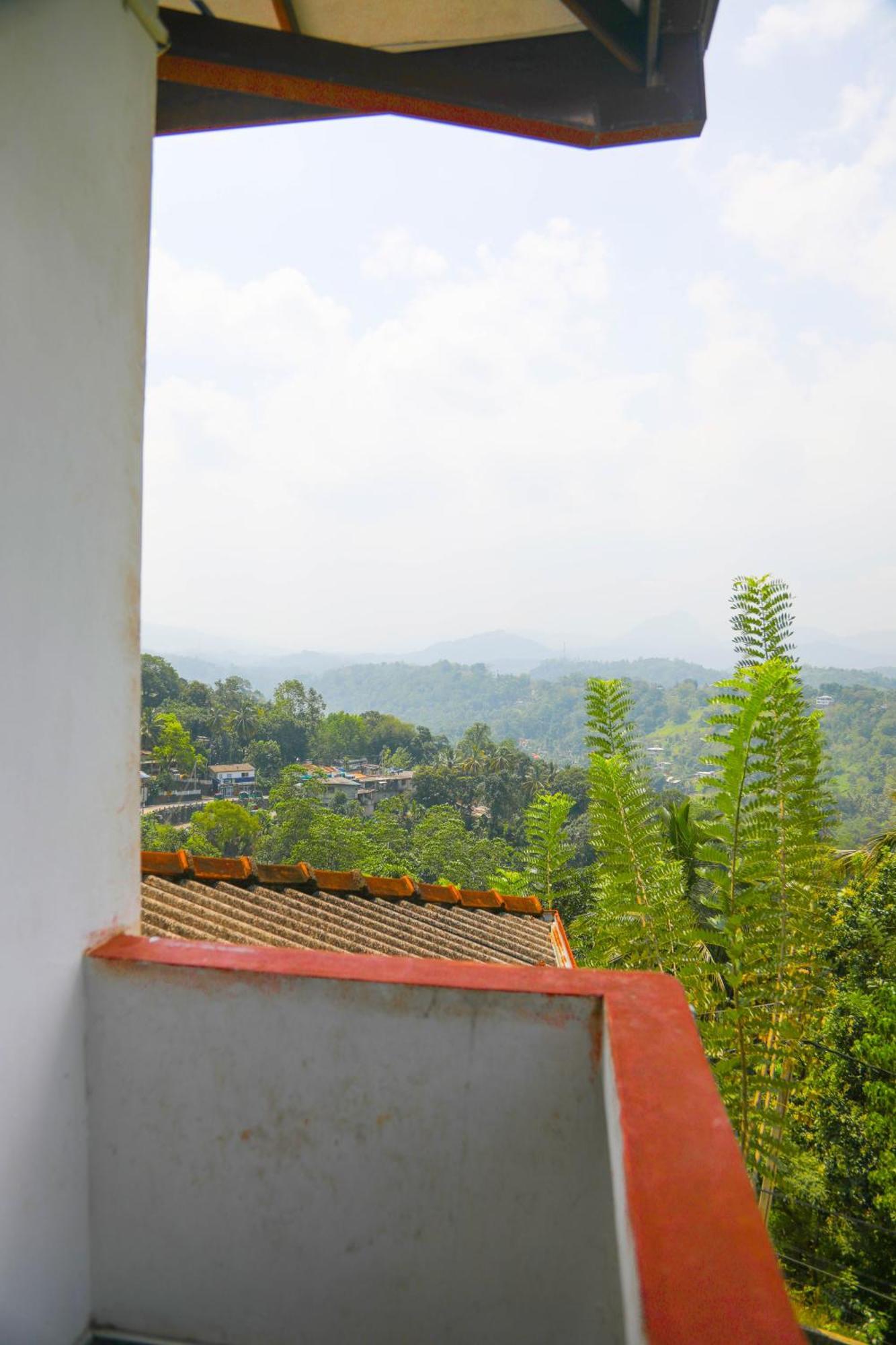 Mountain Bliss Villa Peradeniya Extérieur photo