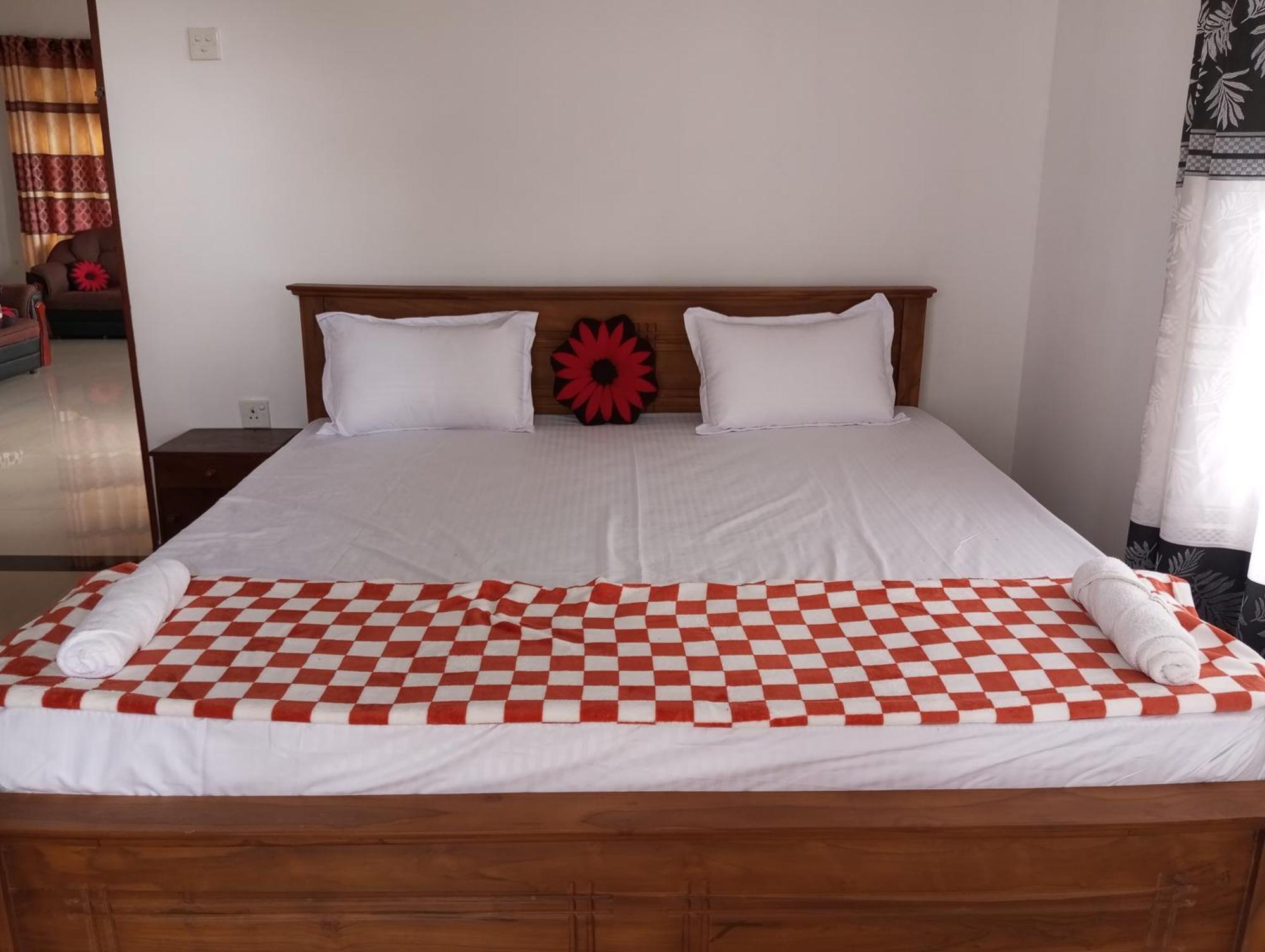 Mountain Bliss Villa Peradeniya Chambre photo