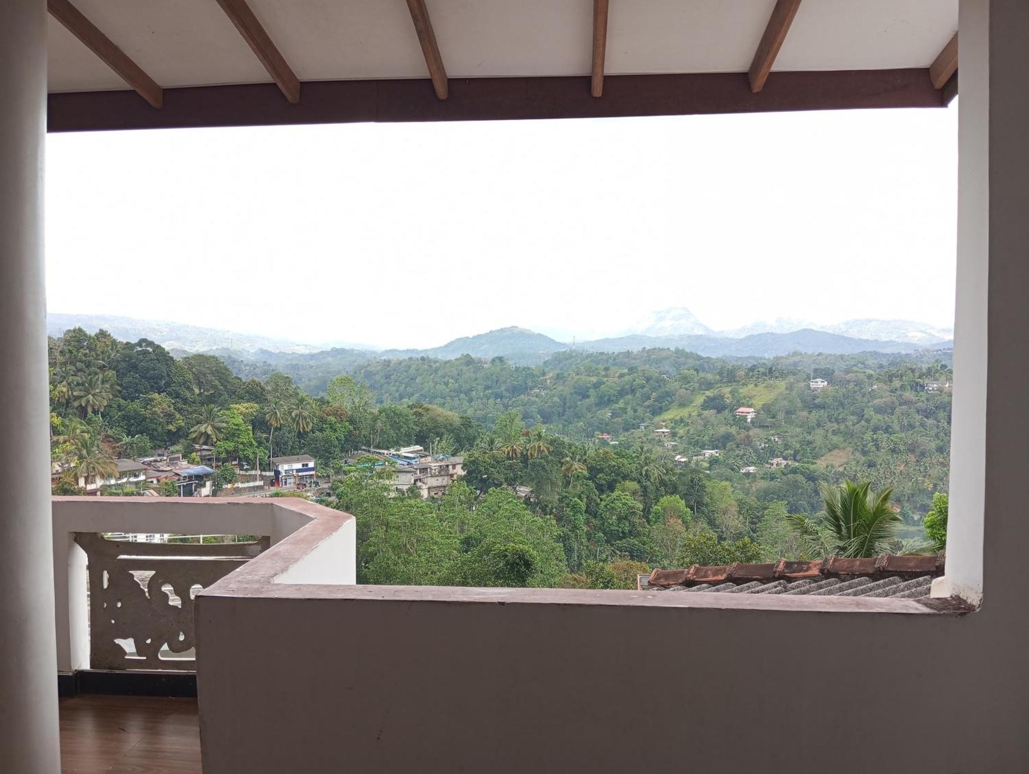 Mountain Bliss Villa Peradeniya Chambre photo