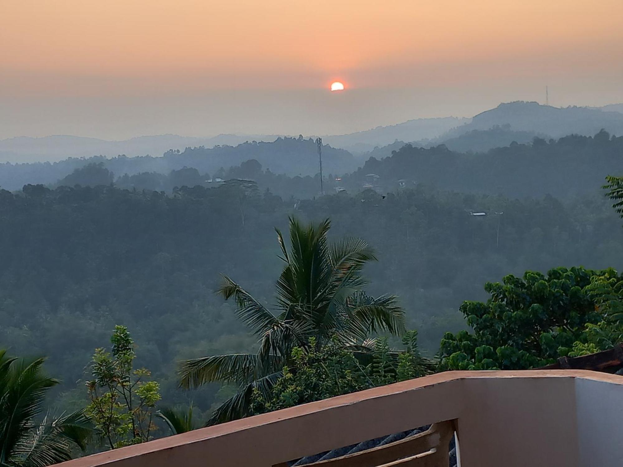 Mountain Bliss Villa Peradeniya Extérieur photo